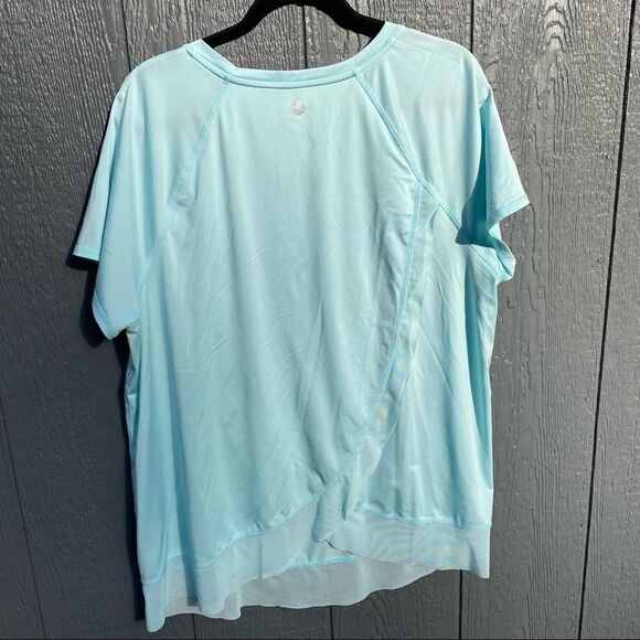 Livi ActiveâAthleticâYogaâT-Shirtâ18/20 - Picture 12 of 14